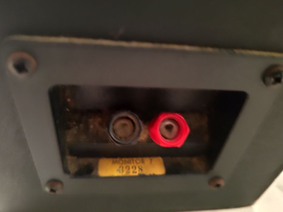 Colunas Monitor 7 Audio