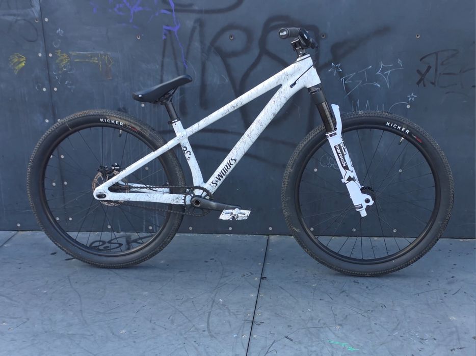 DirtJump SPECIALIZED P3 2026