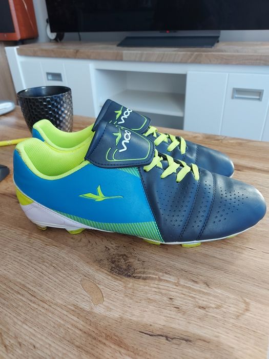 Buty męskie piłkarskie jak na zdjęciu
