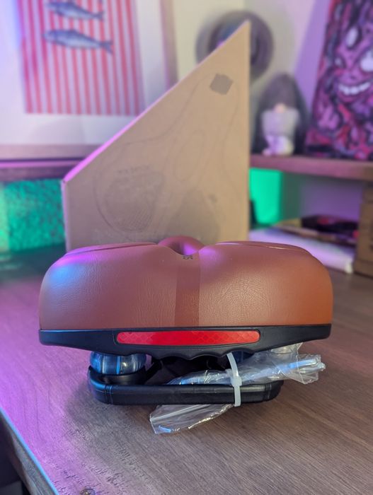 Selim de bicicleta confortável - Novo