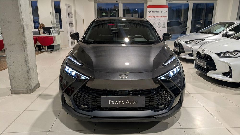 Toyota C-HR 1.8 Hybrid Executive + koła 19