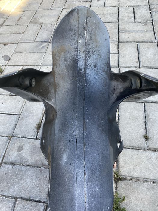 Продам переднее крыло yamaha fz8