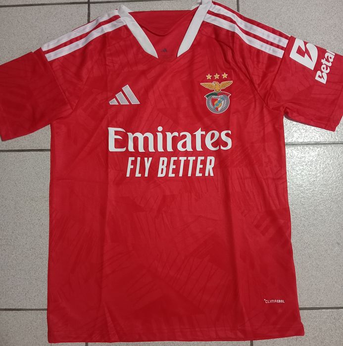 Camisola principal Benfica