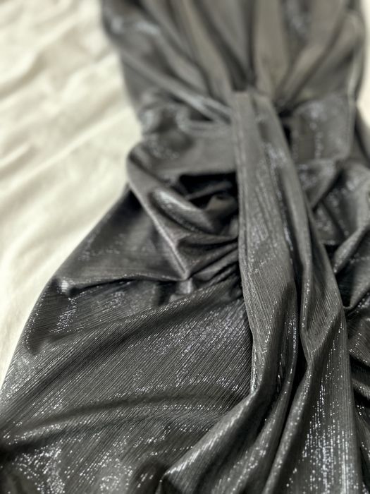 Vestido com efeito brilhante