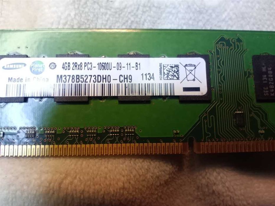Asus P5G41T-M LX + Xeon E5460 + 8GB Ram
