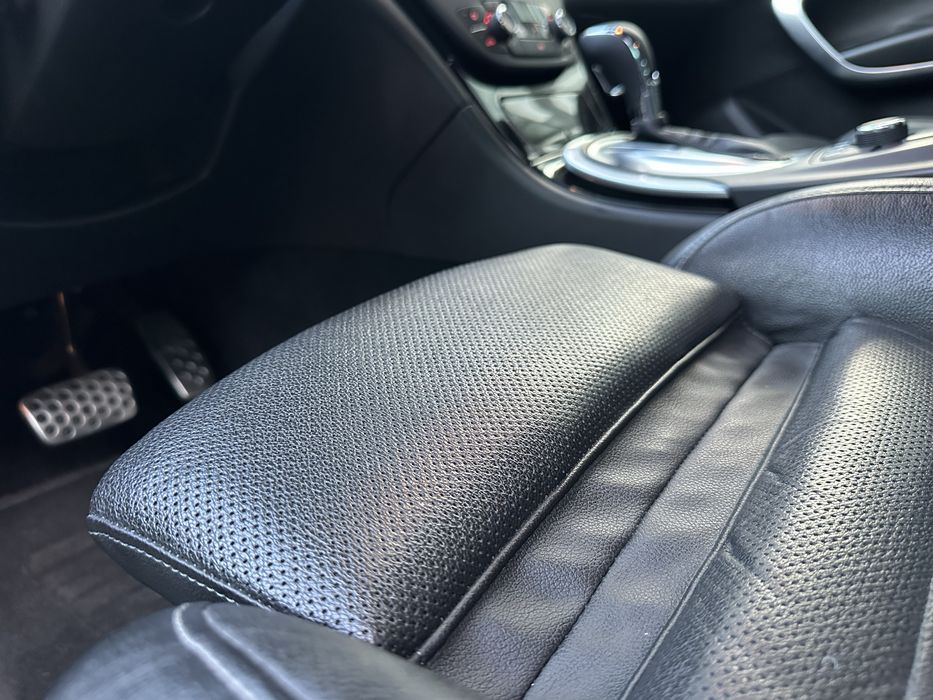 Продам автомобіль Opel Insignia