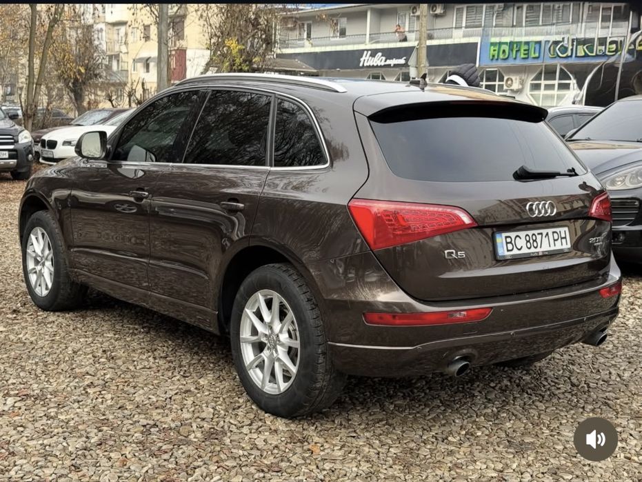 Ауді Q5 2010 року