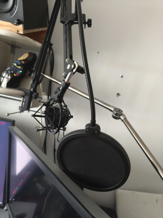 Statyw do mikrofonu
