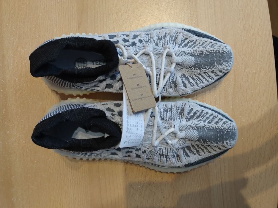 Adidas YEEZY 350 V2 CMPCT IG9608