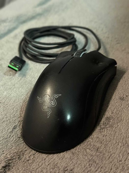 Rato Razer Deathadder Essential