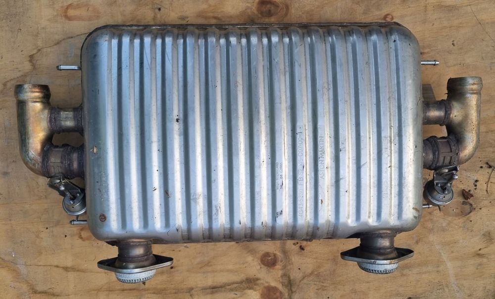 aston martin db9 dbs tłumik końcowy wydech klapki 4g43-5230-fb