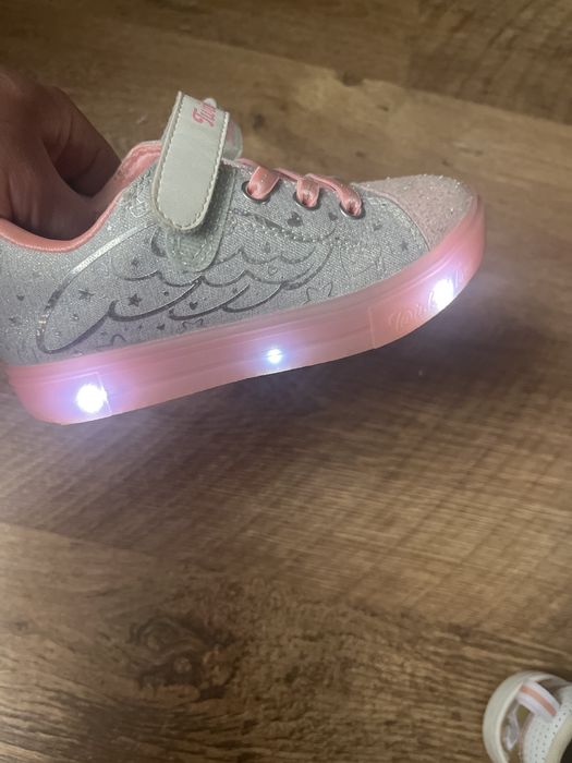 кросівки Fila Adidas дівчинці 25,26,29 розмір