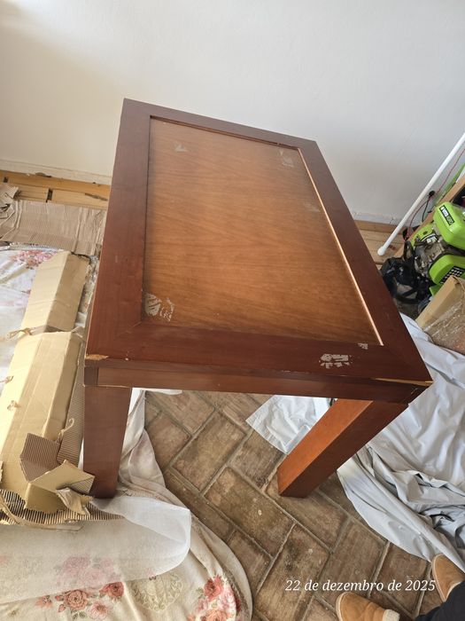 Mesa sala jantar COM VIDRO 1,20 mts extensível a 2, 15 mts