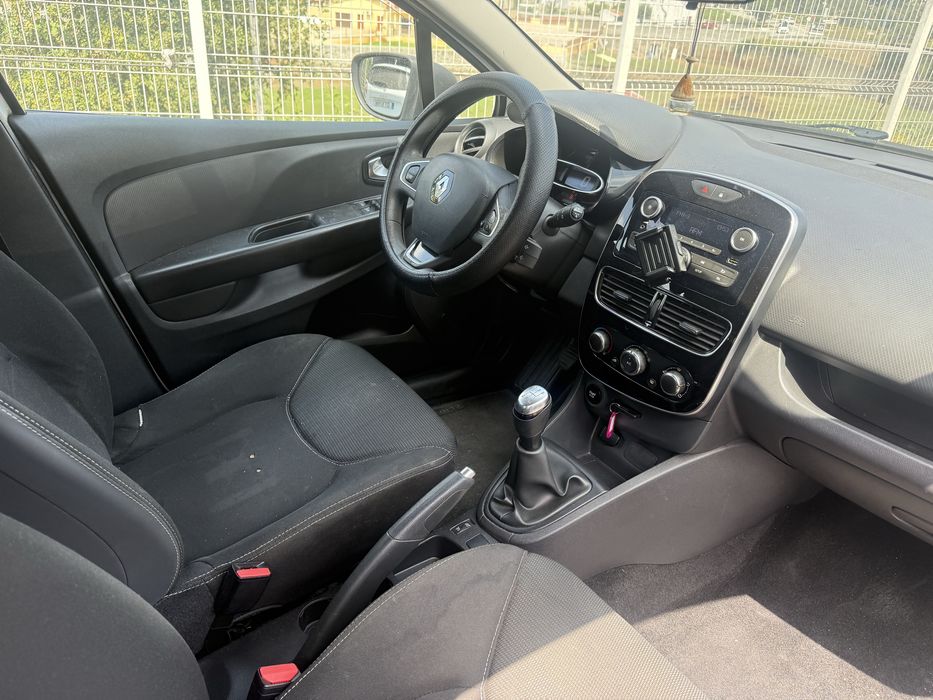 Renault clio comercial