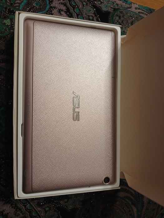 Планшет ASUS Pad C7.0