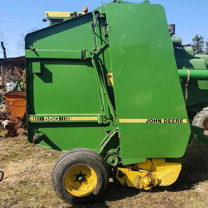 продам рулонний прес підбирач джон дир 550