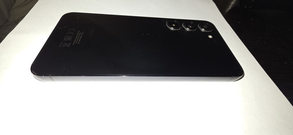 Samsung S23 8/256 5G dual sim, esim