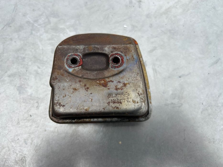 Tłumik STIHL FS 38 FS 45,  FS 45 C-E, FS 55, FS 55 2-MIX, , KM 55 (520