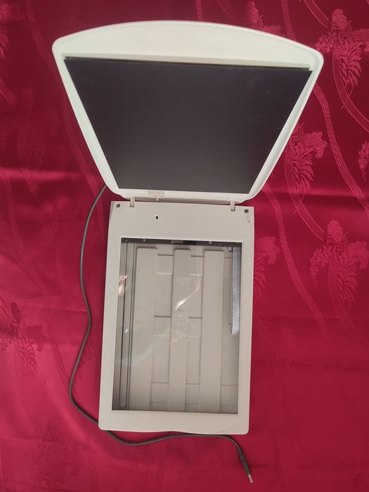 Сканер Flatbed scanner Mustek 1248ub