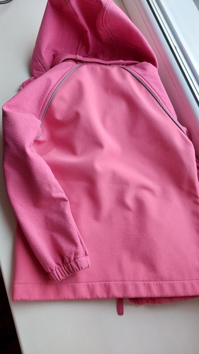 Продам  вітровки для дівчинки