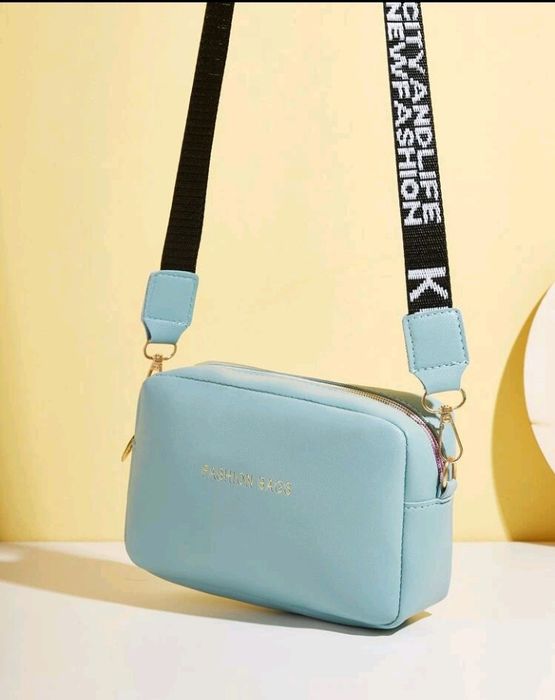 Carteira de ombro ou tira colo