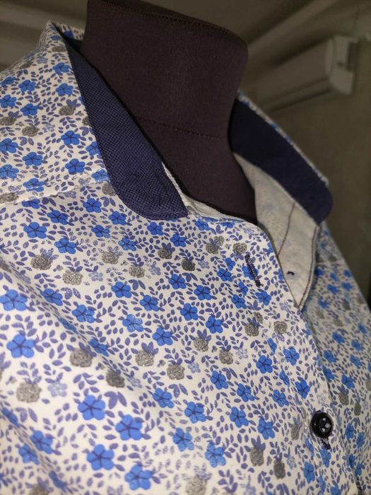 Рубашка женская в цветочный принт