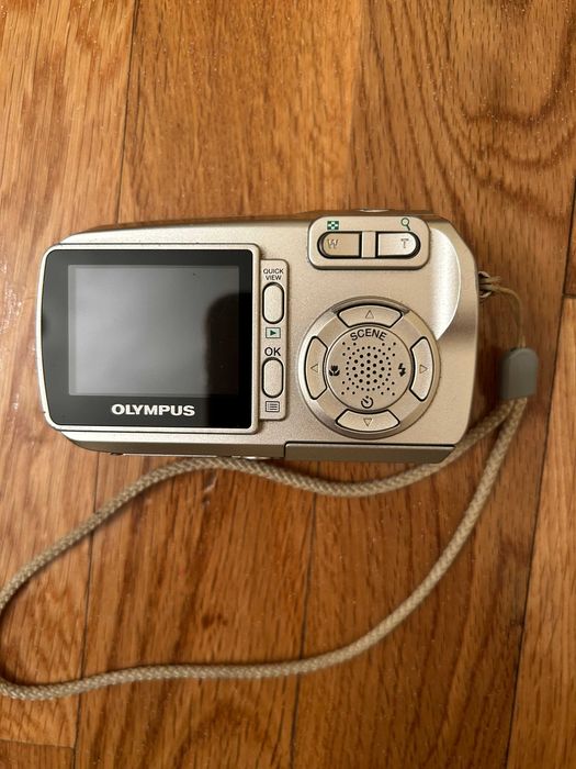 Câmara digital Olympus CAMEDIA D-545 Zoom 4.0MP