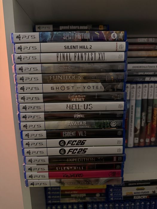 Gry  na konsole PS5/PS4