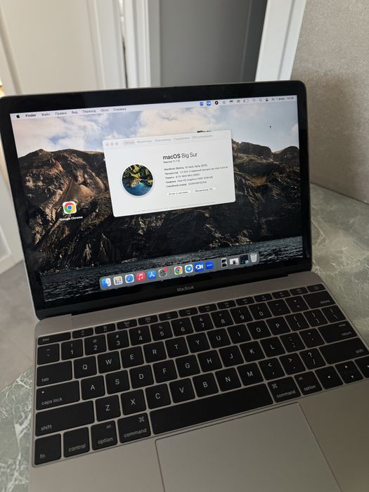 Продам MacBook air 2015