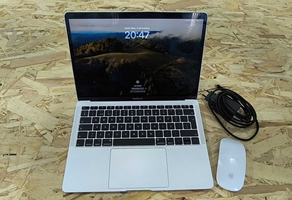 MacBook Air Retina 13-inch (2019)