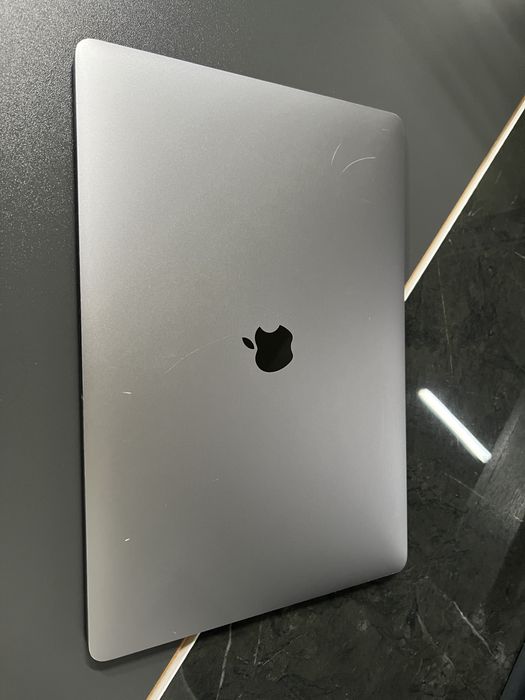 MacBook Pro A1707 16GB/512GB SSD - 100% ssd потужний ноутбук Apple