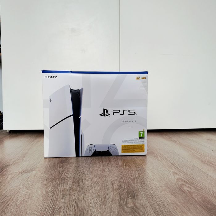PlayStation 5 slim z napędem CF1-2016