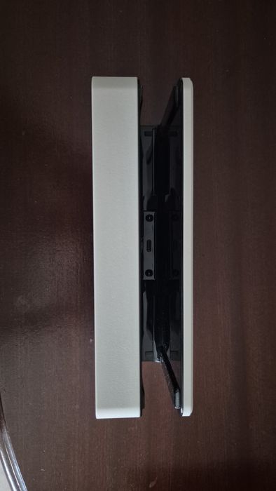 Nintendo Switch [OLED] + 1 Jogo [Pokémon Shining Pearl OU Zelda Tears of the Kingdom]