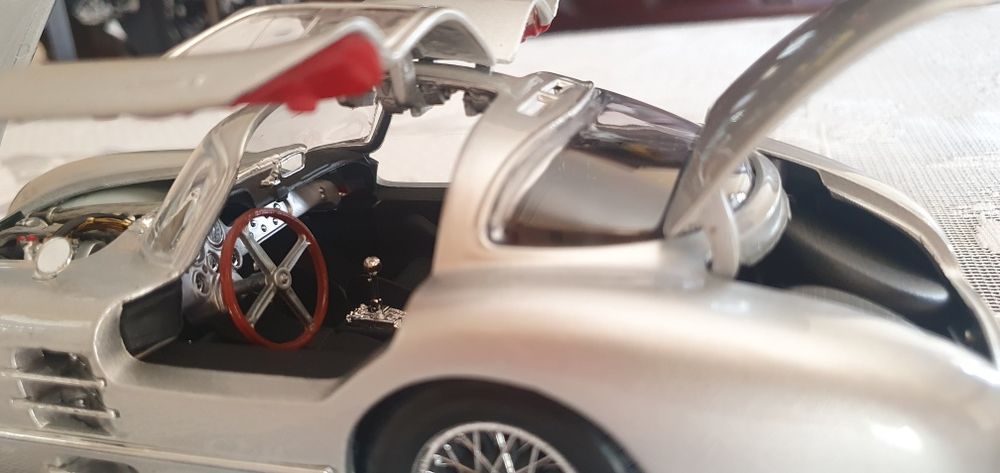 Mercedes 300 SLR 1 18