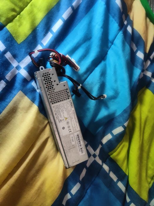 Fonte Alimentação 220W LITEON pe-5221-08af