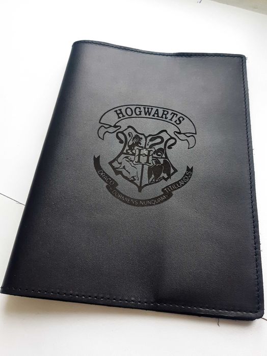 Лазерне гравіювання на шкірі | Гаманці, ремені, щоденники, аксесуари