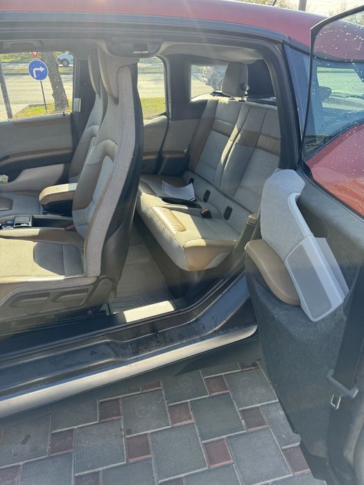 Продам бмв i3 rex