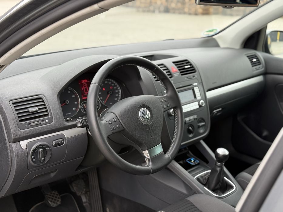 Golf 5 benz 1.4mpi 80km Stan BDB