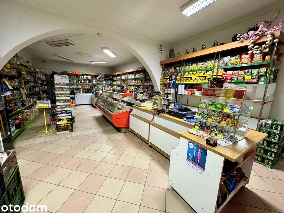 Lokal usługowy 600m² w centrum Kocka (bezpośrednio)