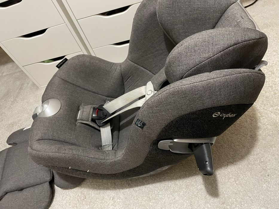 Cadeira auto Cybex Sirona Z2 i-Size + ixofix