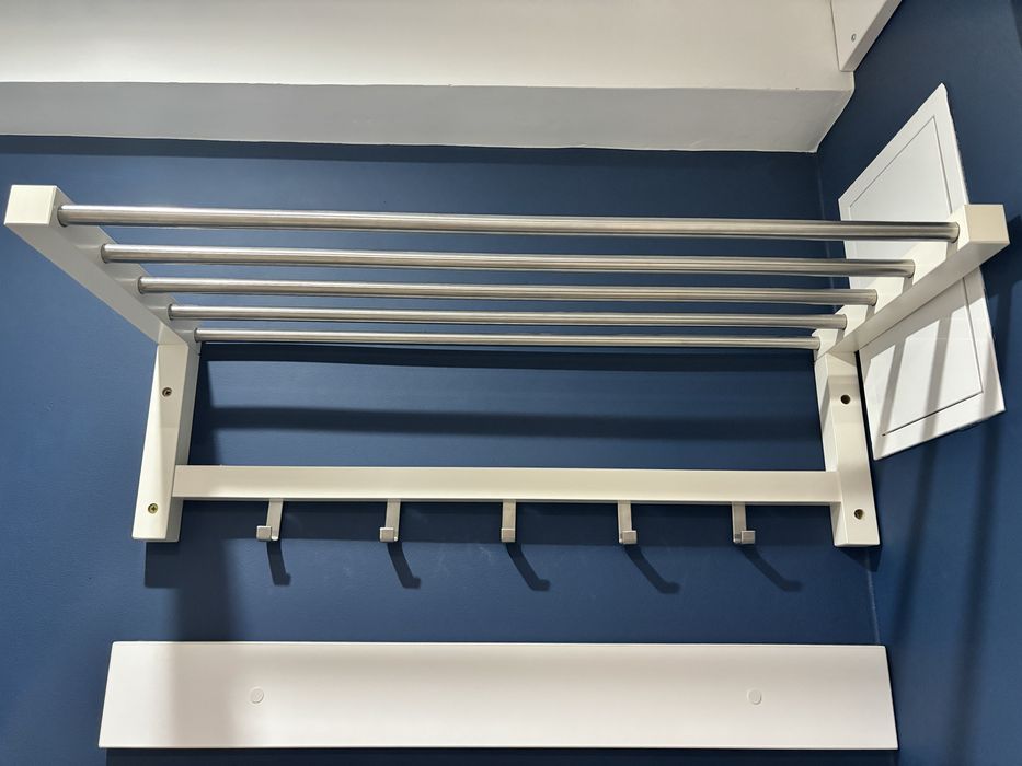 Ikea Tjusig bialy wieszak + panele