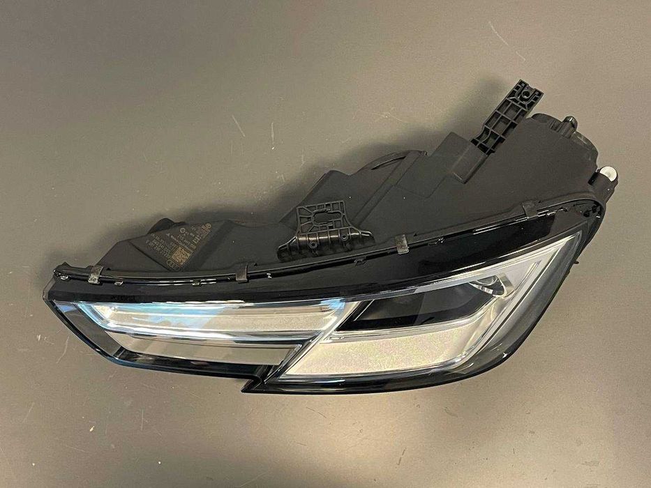 Prawa Lewa Lampa Reflektor Audi A4 B9 Przed Lift Bi-Xenon