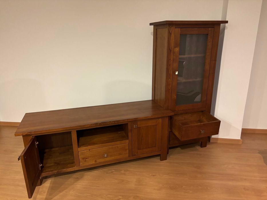 Móvel para TV em madeira de castanho + Mesa de apoio e aparador