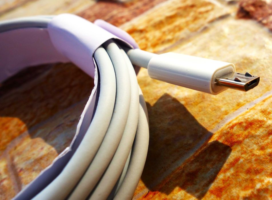 ŁADOWARKA Samochodowa TYP MicroUSB SZYBKIE Ładowanie 1M