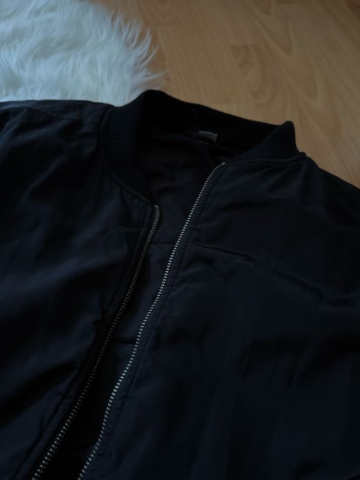 Бомбер H/M чорний