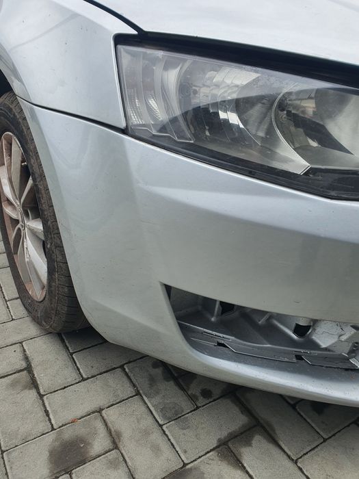 Бампер передній Skoda Octavia a7 шкода а7 дорестайл LA7W