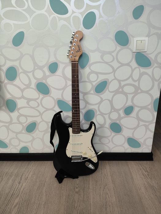 Електрогітара Squier by Fender Stratocaster
