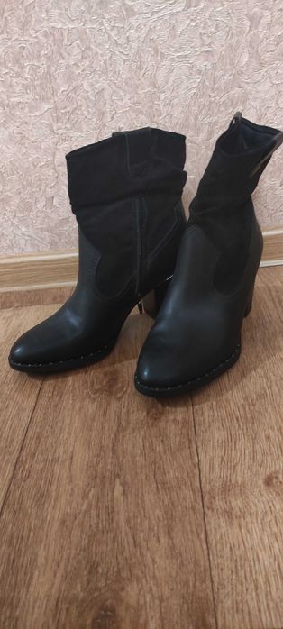 Жіночі чоботи Graceland Deichmann