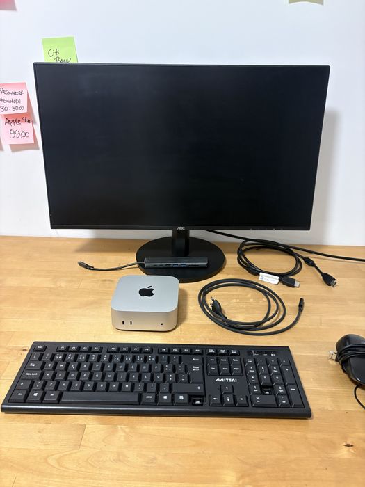 Mac Mini M4 (Monitor 4k)