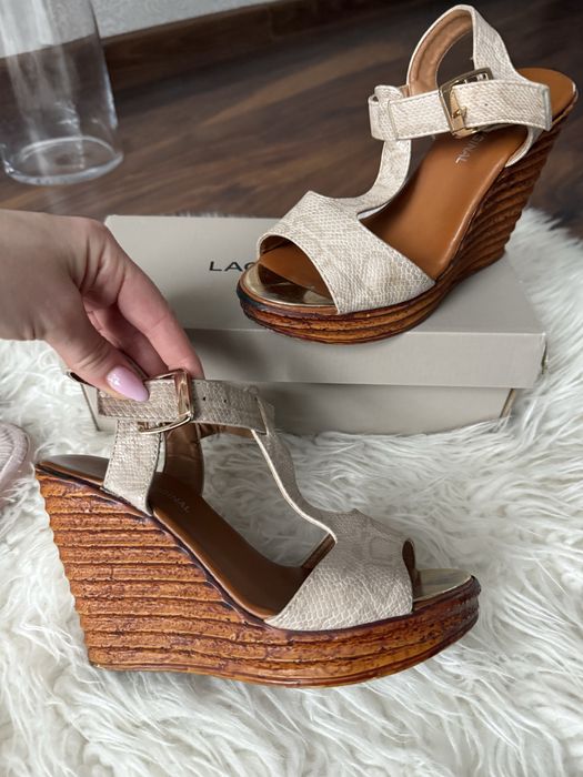 Koturny sandałki 36